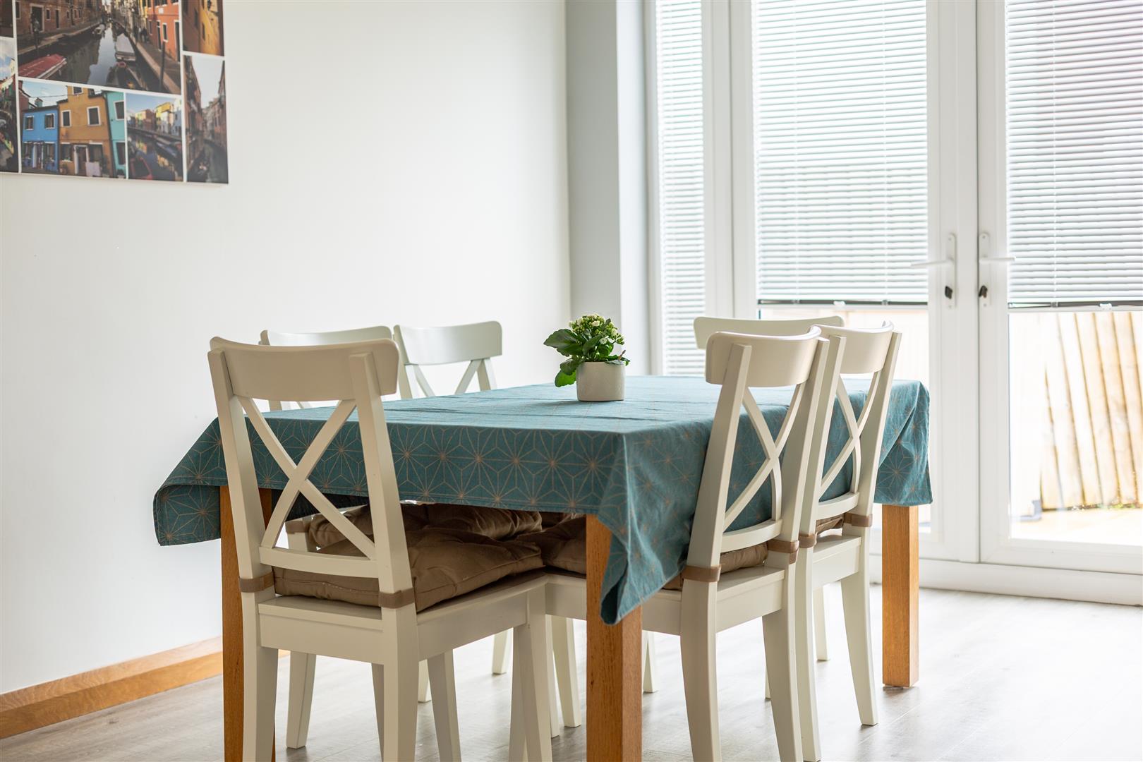 Derlwyn, Dunvant, Swansea, SA2 7PN